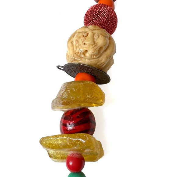 Handcarved Sitting Buddha, Ojime w/ Amber, Cartouche, Wood, Glass Beads & more - Picture 4 of 5